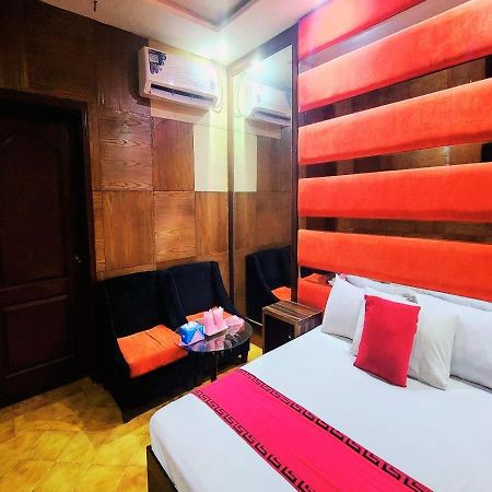 Sapphire Inn Motel Lahore Exteriör bild