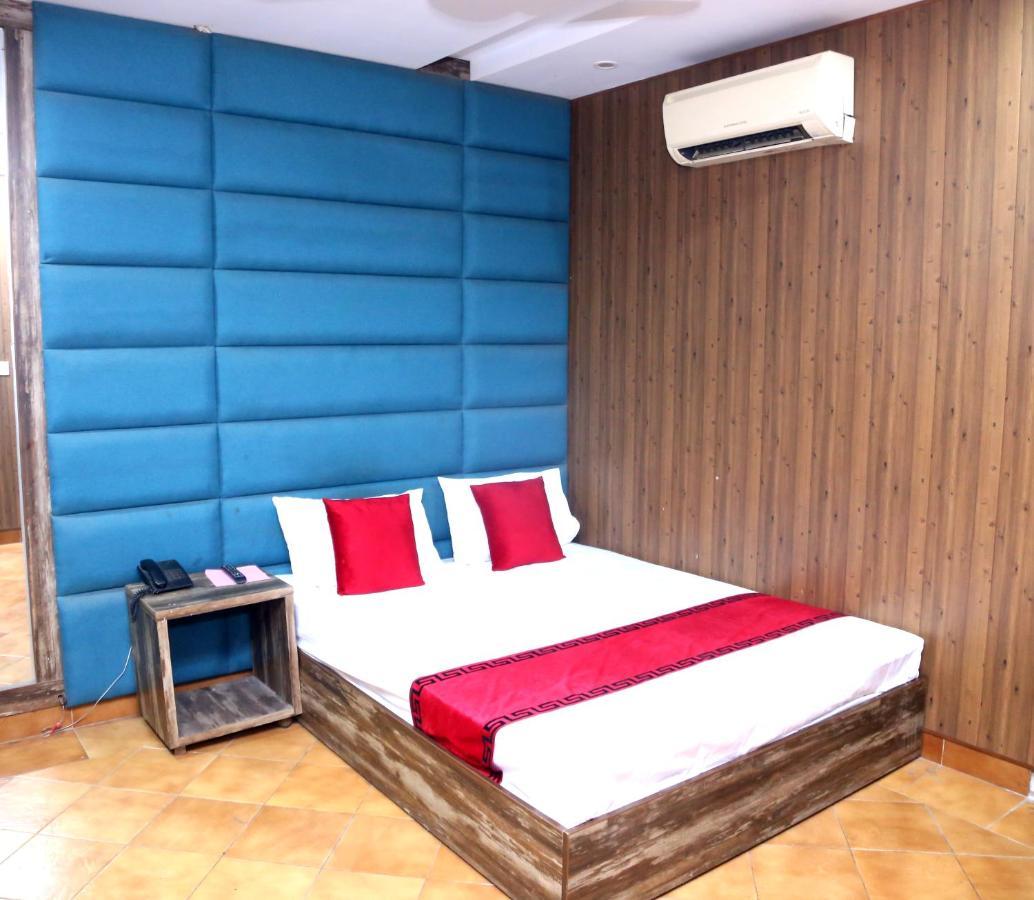 Sapphire Inn Motel Lahore Exteriör bild